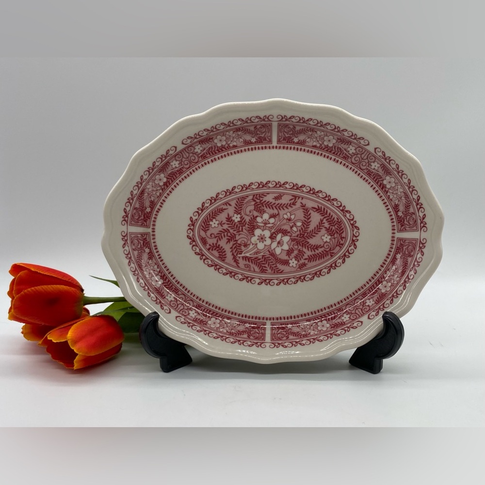 Vintage Syracuse Platter - Red Transferware -  10” - Strawberry Hill Pattern